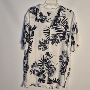 EXPRESS Men XL Floral Hawaiian Camp Shirt Black White Tropical Button Front...